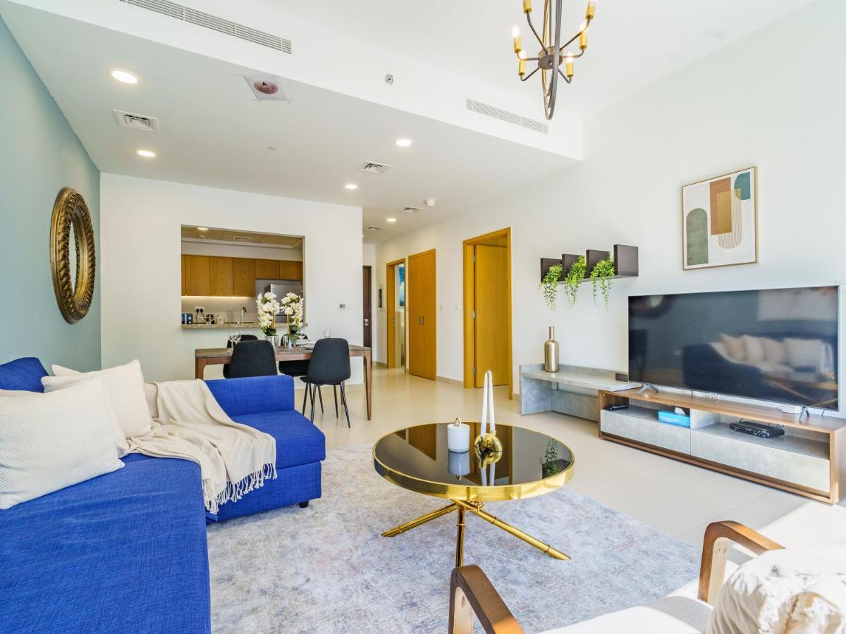 Downtown Charming Close To Mall * Dubai