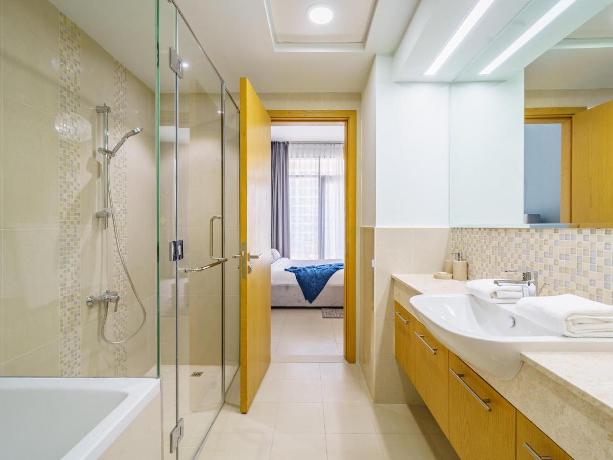 Apartment Downtown Charming Close To Mall Dubai